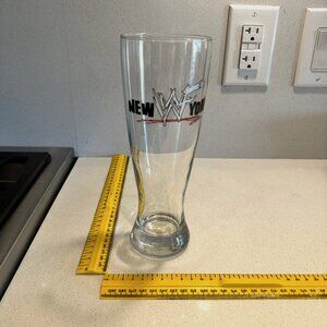 VINTAGE WWF WWE NYC BEER DRINKING GLASS RARE DISCONTINUED